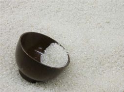 Japón teme que el arroz se convierta en uno de los alimentos prohibidos si se encuentra radiación en él. REUTERS  /