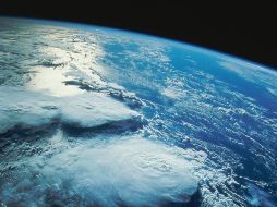 El cinturón se extiende desde unos pocos cientos a unos dos mil kilómetros sobre la Tierra. ESPECIAL  /