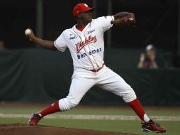 Nerio Rodriguez de los Diablos Rojos en acción, durante juego de la LMB. MEXSPOTR  /