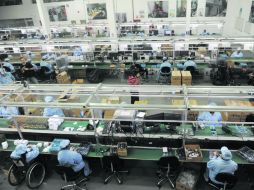 A pesar del panorama financiero, la producción en Estados Unidos mostró su mejor avance desde diciembre. ARCHIVO  /