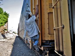 La ilusión de encontrar un trabajo en Estados Unidos hace que los viajantes no abandonen su “sueño americano”. S. NÚÑEZ  /