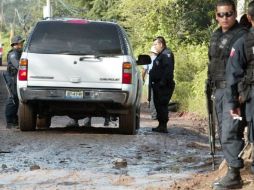 El centro comercial fue cercado por militares y policías federales. ARCHIVO  /