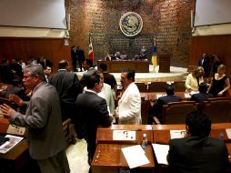 Los contenidos copiados en internet por los legisladores sirven de apoyo para las tareas de niños de primaria y secundaria. ARCHIVO  /