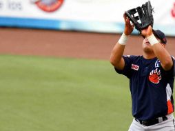 Albino Contreras dio al Tigres de Quintana Roo su primera raya junto con Sergio Contreras. MEXSPORT  /