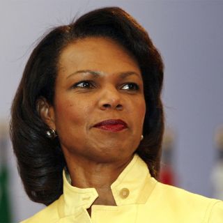 Gadhafi escondía en su palacio un álbum de fotos de Condoleezza Rice