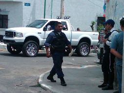 Unidades policiales acudieron al lugar donde muriera el sujeto identificado como Francisco Javier Ramírez Peña. M. PATIÑO  /