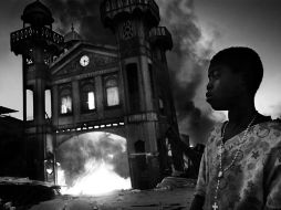 Riccardo Venturi mostrará sus fotos sobre la destrucción y el horror de la población tras el terremoto de Haití en el 2010. ESPECIAL  /