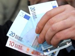 Se espera que tras la misión, Grecia reciba en septiembre el sexto tramo, de ocho mil millones de euros. ARCHIVO  /
