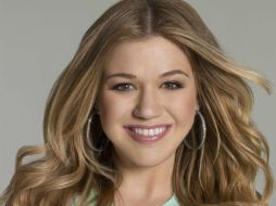 La cantante comenta que su nuevo álbum contará con una edición de lujo. NTX  /