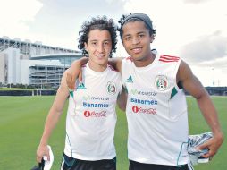 Guardado y Dos Santos están concentrados con la Selección en Varsovia, para el amistoso de mañana contra Polonia. MEXSPORT  /
