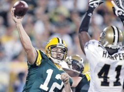 El quarterback Aaron Rodgers lanzó 27 completos de 35 intentados, para 312 yardas y tres anotaciones. REUTERS  /
