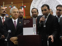 Durante la entrega del proyecto presupuestal para 2012, el titular de Hacienda rechazó comentar sobre los rumores. NOTIMEX  /