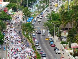 Integrantes del Movimiento por la Paz con Justicia y Dignidad marcharon ayer por el puerto de Acapulco. EFE  /