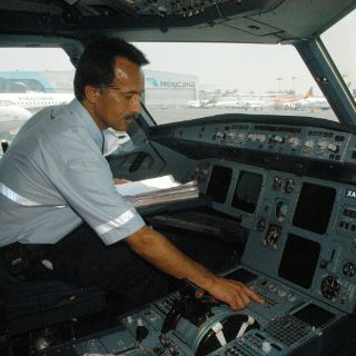 Interjet podría considerar ir por Mexicana