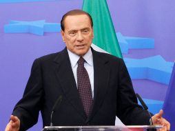 Berlusconi iba a ser interrogado el día de hoy, pero su viaje a Estrasburgo y Bruselas obligó a cancelar su declaración. REUTERS  /