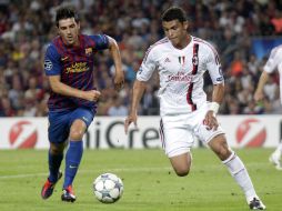 Thiago Silva (D) se encargó de salvar de la derrota a su escuadra al hacer otro tanto en el fin del partido. REUTERS  /