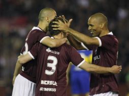 Existe una tendencia a comprar clubes de menos nivel y el tráfico de jugadores. REUTERS  /