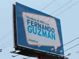 La semana pasada comenzaron a colocarse espectaculares favoreciendo a Fernando Guzmán. A. GARCÍA.  /