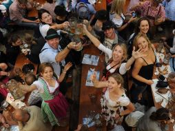 En estas fechas en Alemania se celebra el festival de la cerveza, Oktoberfest. AFP  /