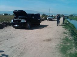 El vehículo donde se encontraba el occiso fue localizado  sobre la brecha conocida como Del Canal. EL INFORMADOR  M. PATIÑO  /