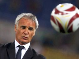 Claudio Ranieri tratará de salvar al equipo lombardo del mal comienzo de liga italiana. REUTERS  /