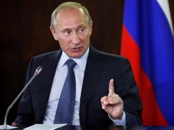 Putin se dirige a los seguidores del Frente Popular, durante un encuentro en Moscú. EFE  /