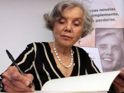 Por su libro 'Leonora', la escritora recibió este año el premio Bliblioteca Breve. ARCHIVO  /