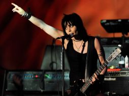 Joan Jett ofreciendo un recital de rock. Una de las nominadas a unirse al salón de la fama del rock. AP  /