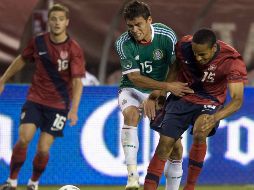 Héctor Moreno durante un partido amistoso en Filadelfia. MEXSPORT  /