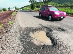 Ante la falta de recursos, la red carretera estatal continuará en mal estado. S. NÚÑEZ  /