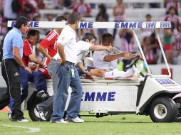 El jugador fue trasladado de inmediato al hospital.  /