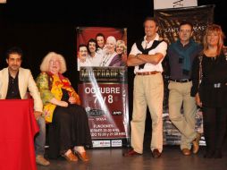 Integrantes del grupo Mocedades durante la rueda de prensa de hoy, donde anunciaron próximas presentaciones en México. EL UNIVERSAL  /