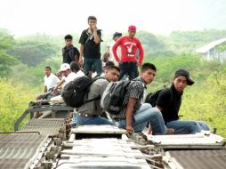 La SRE destacó que México se mantendrá al tanto de los connacionales que se vean afectados por la norma.  /