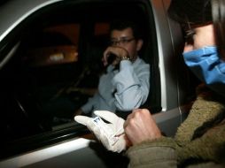 El conductor ebrio que caus un accidente vial con víctimas mortales, mejorará su situación jurídica si permanece en el lugar.  /