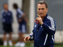 Real se congratula de haber sido el técnico con más partidos dirigidos en la era de Jorge Vergara. MEXSPORT  /