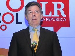 Santos expresó confianza tras recordar aprobación en la Comisión de Medios y Arbitrios de la Cámara de Representantes. EFE  /