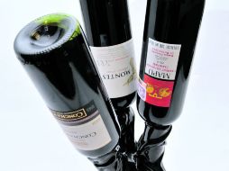 Treck, nombre de las porta botellas creados por Ximena Richaud Quijano.  /