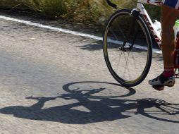 El equipo de ciclistas ha recibido la bendición del presidente palestino, Mahmud Abás. ARCHIVO  /