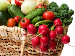 El régimen está basado en la ingesta de fibra, carbohidratos y vegetales. ESPECIAL  /