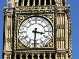 El Big Ben perdió su verticalidad. AP  /