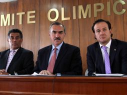 Ricardo Contreras, Felipe Muñóz, dirigente del COM y Bernardo de la Garza de la CONADE (I-D). MEXSPORT  /