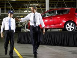 La visita de ambos presidentes buscó resaltar que el acuerdo va a ser un estímulo para la industria automotriz. REUTERS  /