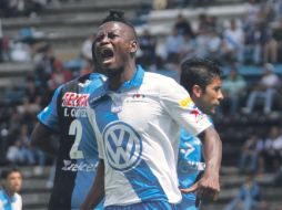 El colombiano Riascos fue el autor del único gol, pero salió expulsado por doble amonestación. MEXSPORT  /