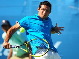 El mexicano Daniel Garza durante su encuentro con Rafael Arévalo, del que salió victorioso. EFE  /