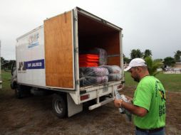 Otras instancias como el DIF Jalisco, continúan con el envío de víveres para los damnificados.  /