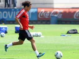 Guardado podría perderse el duelo con el Celta de Vigo. MEXSPORT  /