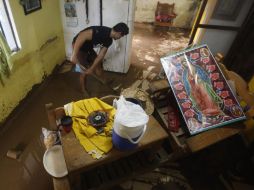 Miles de personas perdieron sus pertenencias al paso del fenomeno natural.  /