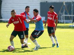 Entrenamiento del equipo Chivas en Verde Valle  /