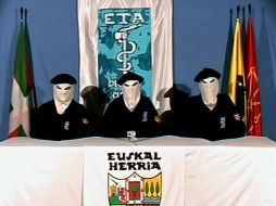 La organización terrorista ETA anunció este jueves 'el cese definitivo' de su actividad armada cinco décadas después de su creación. AP  /