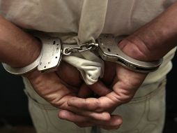 Los tres hombres fueron puestos junto con la droga ante un agente del Ministerio Público de la Federación. ARCHIVO.  /